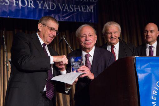 On 16 November 2014, the American Society for Yad Vashem held its Annual Tribute Dinner in New York, chaired by American Society Trustee and Yad Vashem Benefactor Mark Moskowitz